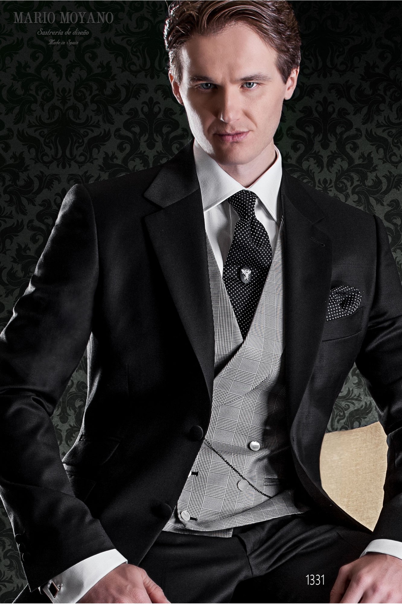 Schwarzer Bräutigamanzug aus reiner Wolle modell 1331 Mario Moyano