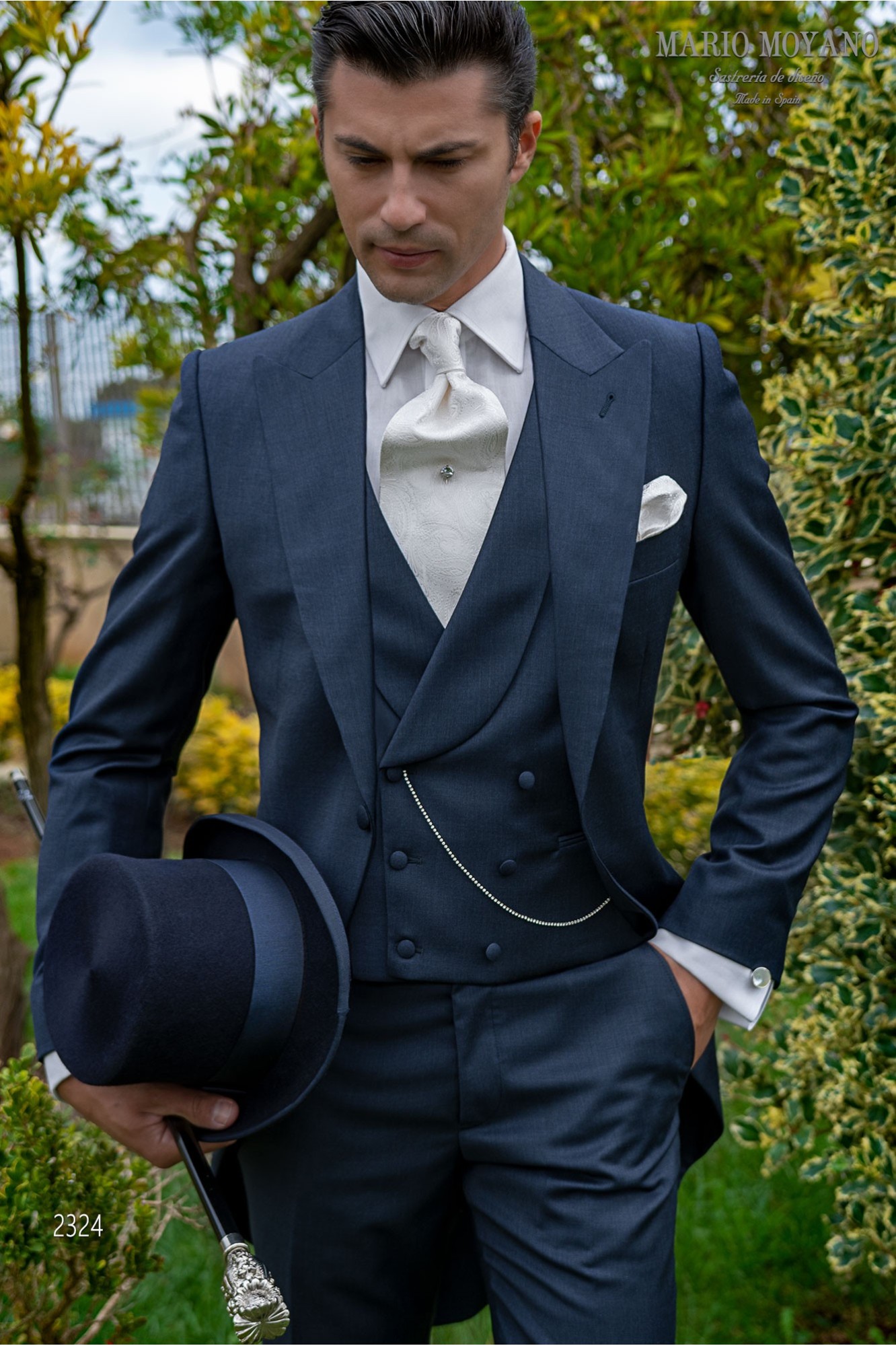 Tight da sposo blu su misura in pura lana modello 2324 Mario Moyano