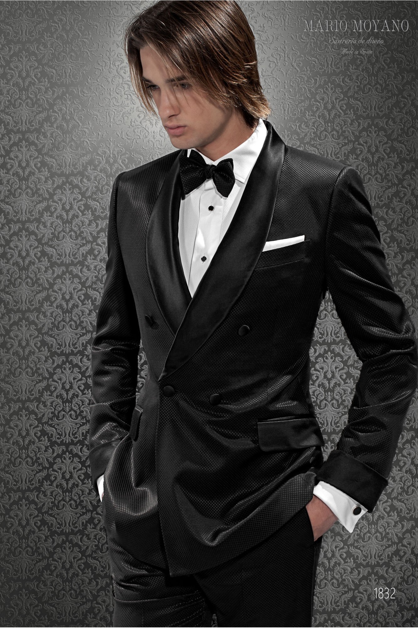 Black checked double-breasted tuxedo with satin black shawl lapels 1832 Mario Moyano