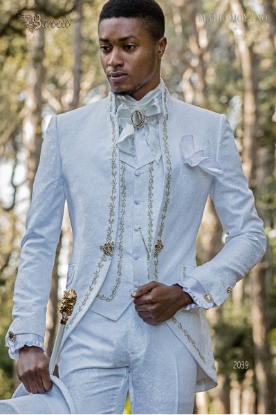 Costume de marié baroque, mao col redingote vintage en tissu jacquard blanc avec broderie en dorée et fermoir en cristal