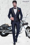 Costume de marié moderne bleu avec revers en pointe noirs 1100 Mario Moyano