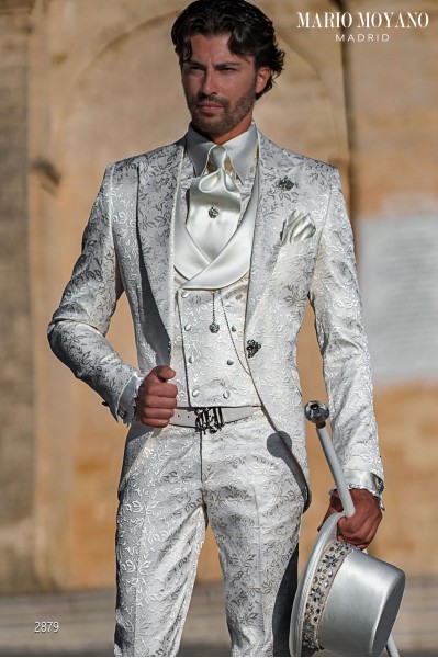 Romantic white prince wedding suit for baroque weddings