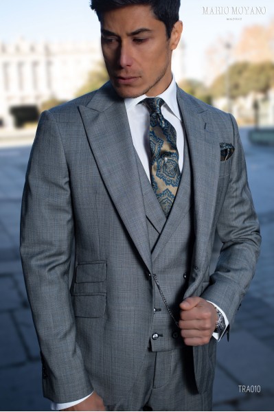 Custom-made gray Prince of Wales suit with blue lines TRA010 Mario Moyano